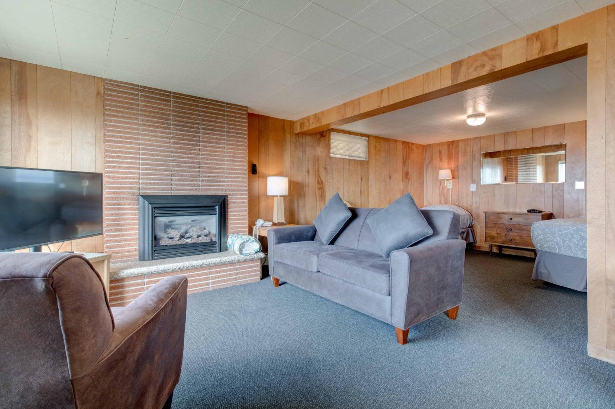 Ester Lee Oceanview Inn 林肯市 客房 照片